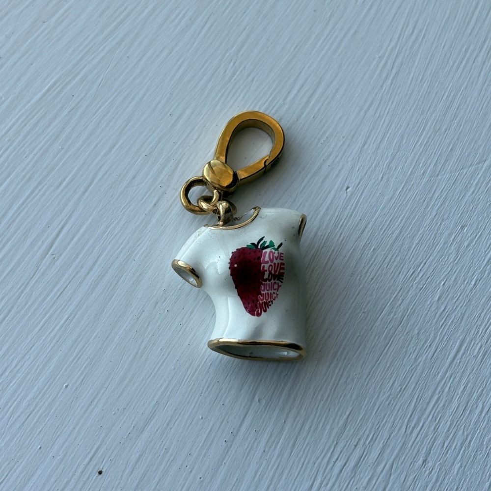 Y2K Juicy Couture Charm Bracelet Strawberry White Tee T Shirt Dangle Charm